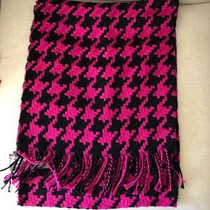 Fuchsia & Black check scarf